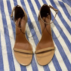 New coach shoes size 9